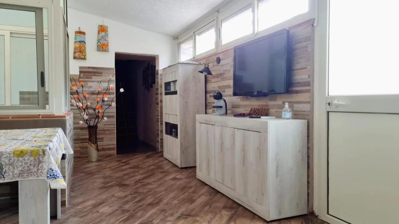 Trinacria Apartman Catania-Fontanarossai nemzetközi repülőtér
